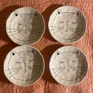 Charming Ceramic Cat Face Plate Set of 4. Perfect